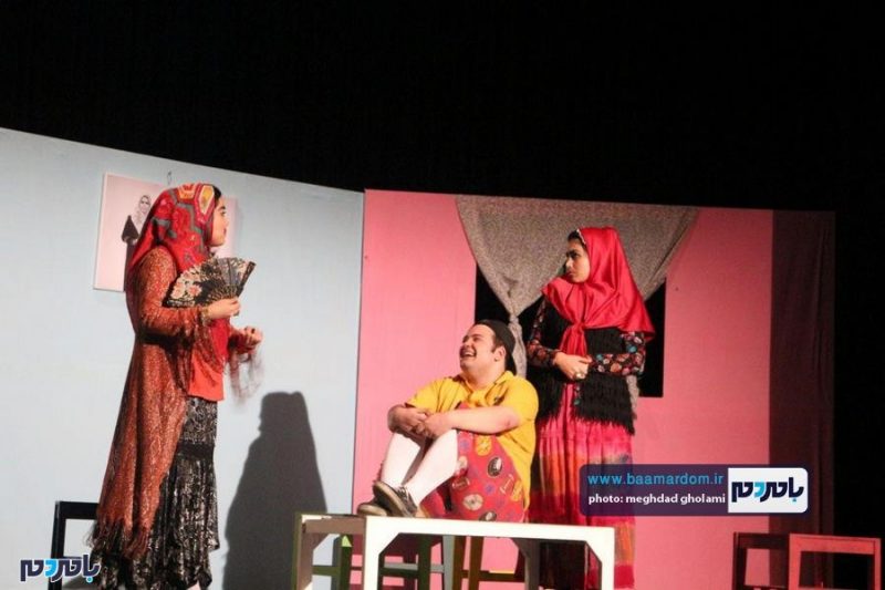 گزارش تصویری اجرای نمایش کمدی موزیکال علیمردان خان در آستانه‌اشرفیه