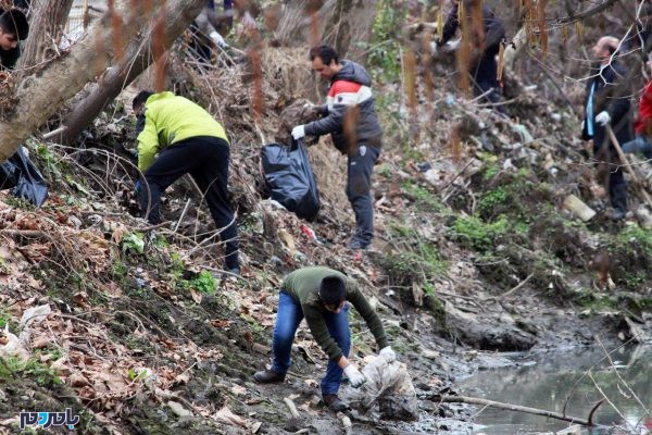 پویش مردمی برای پاکسازی رودخانه آستارا 8 - پویش مردمی برای پاکسازی رودخانه آستارا ادامه دارد | گزارش تصویری - آستارا