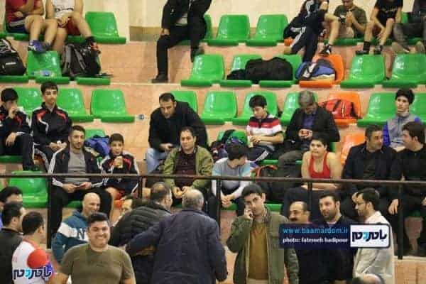 کشتی نونهالان گیلان در لاهیجان 13 - رکودی بی‌نظیر در لاهیجان؛ ۴۳۴ رقابت کشتی در یک روز بر رو چهار تشک | گزارش تصویری - n;d فرماندار لاهیجان