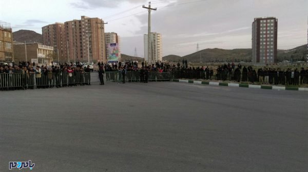 اعدام قاتل اراک با طناب زرد 1 - اعدام قاتل اراک با طناب زرد در ملاعام + تصاویر - اراک