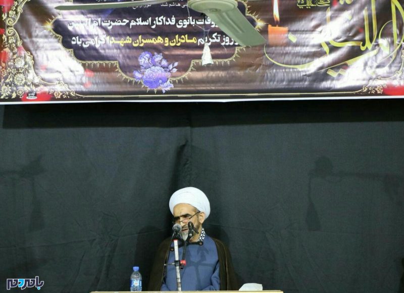 شهردار لاهیجان با رعایت عدالت کوچه‌های این شهر را ترمیم و یا آسفالت مجدد کند | برخی از شهدا از بسیاری از امام زاده ها نیز مقامشان بالاتر است