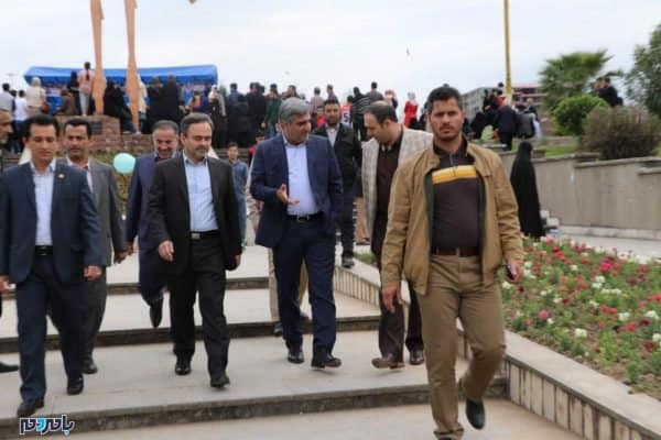 پنجمین روز جشنواره نوروزی شهرداری لاهیجان 8 - پنجمین روز جشنواره نوروزی شهرداری لاهیجان در ضلع شمالی استخر + تصاویر - استاندار گیلان