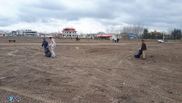 پاکسازی ساحل چاف و چمخاله 13 - از پاکسازی ساحل توسط اعضای شورای اسلامی و نیروهای شهرداری تا اهدای گل گلایل به مسافرین! + تصاویر - بامردم
