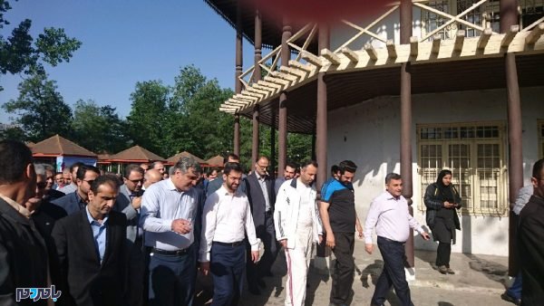 ادای احترام وزیر ارتباطات و فناوری اطلاعات به مقام شامخ شهدائ رشت 4 - ادای احترام وزیر ارتباطات و فناوری اطلاعات به مقام شامخ شهدائ رشت + تصاویر - دکتر محمدجواد آذری جهرمی