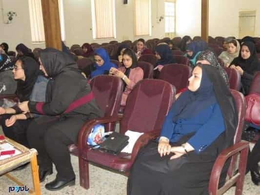 کارگاه آموزشی مرصع دوزی و جواهر دوزی در آستانه‌اشرفیه 11 - کارگاه آموزشی مرصع دوزی و جواهر دوزی در آستانه‌اشرفیه برگزار شد + تصاویر - آستانه‌اشرفیه