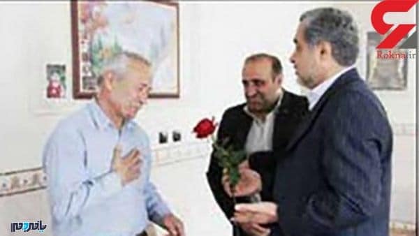 23 - خادم رودباری کیف پر از پول توریست عرب را با او بازگرداند +عکس - خادم