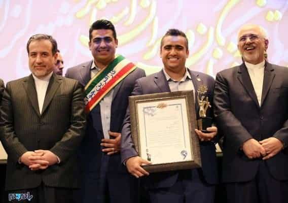 photo ۲۰۱۸ ۰۶ ۲۴ ۰۲ ۱۴ ۴۲ - افتخارآفرینی برادران گیلانی در نهمین جشنواره تجلیل و تکریم از کارآفرینان و مدیران اشتغال‌زای کشور - امین تقی پور دهکا