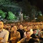 حضور چندهزار نفری مردم لاهیجان برای تماشای بازی ایران با پرتغال 5 - گزارش تصویری حضور چندهزار نفری مردم لاهیجان برای تماشای بازی ایران با پرتغال - استخر لاهیجان