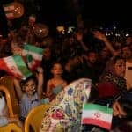 حضور چندهزار نفری مردم لاهیجان برای تماشای بازی ایران با پرتغال 8 - گزارش تصویری حضور چندهزار نفری مردم لاهیجان برای تماشای بازی ایران با پرتغال - استخر لاهیجان
