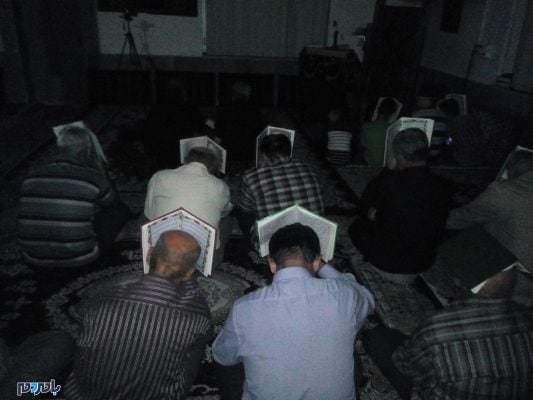 دلدادگی مردم روستای پایین‌محله ناصرکیاده بخش رودبنه 5 - دلدادگی مردم روستای پایین‌محله ناصرکیاده بخش رودبنه در سومین شب از لیالی قدر + تصاویر - پایین‌محله ناصرکیاده