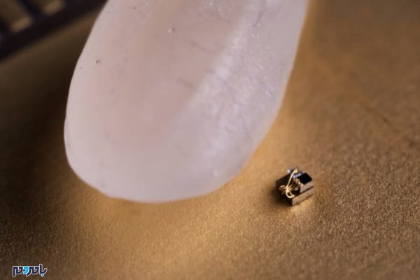 کوچکترین کامپیوتر جهان - کوچکترین کامپیوتر جهان کوچکتر از یک دانه برنج است، خیلی کوچکتر … - کوچکترین کامپیوتر جهان