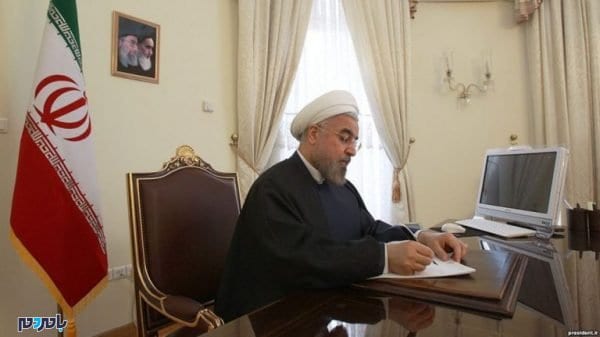 روحانی 1 - ۶ فرمان روحانی درباره تخلف در واردات خودروهای خارجی -