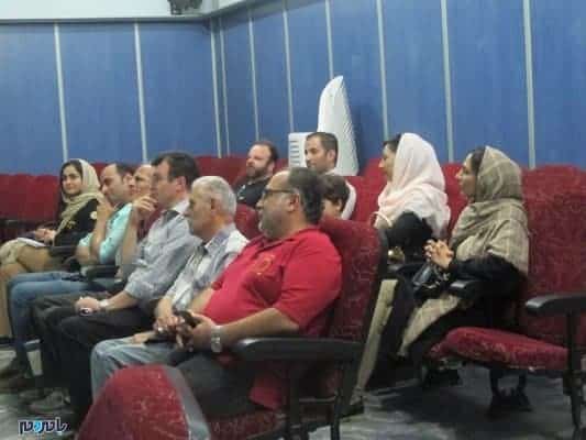 صدوبیست و سومين جلسه کانون عکس انجمن سینمای جوان لاهیجان 1 - برگزاری صدوبیست و سومين جلسه کانون عکس انجمن سینمای جوان لاهیجان + تصاویر - دوربین