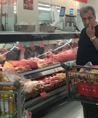 محمود رضا خاوری در حال خرید قوت روزانه در کانادا - اختلاس‌گر 3000 میلیاردی ایرانی در حال خرید قوت روزانه در کانادا ! - اختاس