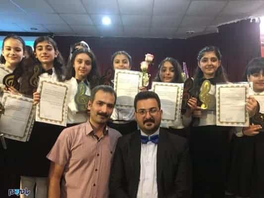 هفتمین همایش هنرجویی آموزشگاه موسیقی چکاد در لاهیجان 2 - هفتمین همایش هنرجویی آموزشگاه موسیقی چکاد در لاهیجان برگزار شد + تصاویر - آموزشگاه موسیقی چکاد
