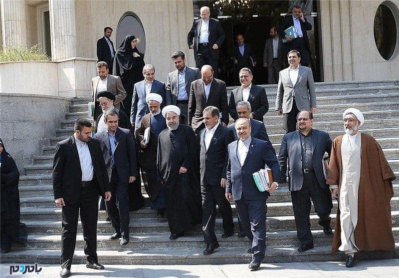 رفتن سیف، نوبخت و کرباسیان قطعی شد / تیم جدید اقتصادی را چه کسانی تشکیل می دهند؟