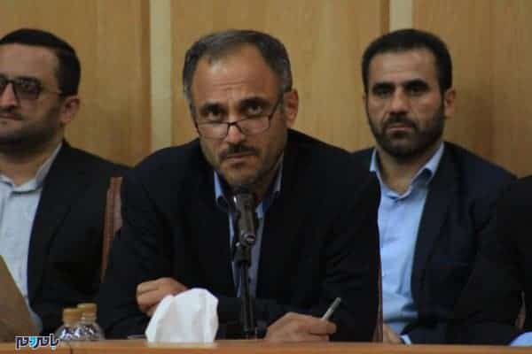 جلسه شورای اداری استان گیلان با حضور وزیر نیرو 14 - تولیدات داخلی دارو تمام نیاز‌های دارویی کشور را تامین نمی‌کند / واردات دارو باید بر اساس نیاز جامعه باشد - دارو