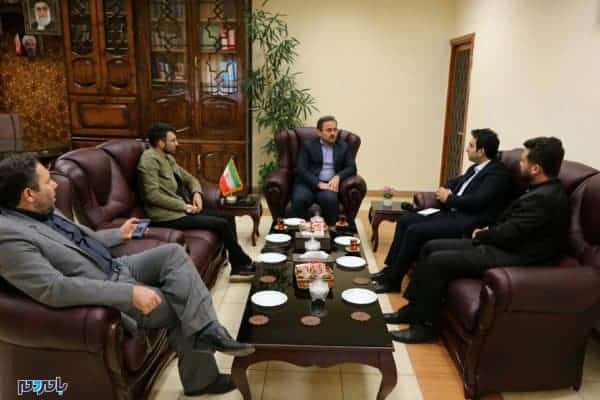سرپرست فرمانداری لاهیجان در دیدار با رئیس انجمن سخنرانان استان گیلان 4 - برگزاری دوره‌های رایگان در راستای افزایش مهارت‌های مردم / برخی دستاوردها به دلیل عدم آشنایی کافی با مهارت های سخنرانی بیان نمی‌شود - ارتباطات