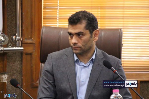 علی بهارمست - لایحه همسان سازی حقوق کارکنان شهرداری رشت به شورا ارسال شد - با مردم
