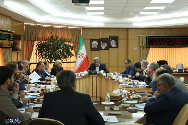 نشست استاندار گیلان با فرمانداران 2 - صرفه جویی مضاعف در هزینه ها در اولویت کار فرمانداران قرار بگیرد + تصاویر - استاندار گیلان