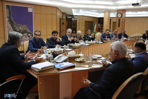 نشست استاندار گیلان با فرمانداران 3 - صرفه جویی مضاعف در هزینه ها در اولویت کار فرمانداران قرار بگیرد + تصاویر - استاندار گیلان