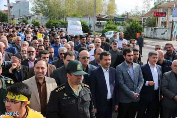 راهپیمایی با شکوه ۱۳ آبان در رودبنه 7 - راهپیمایی با شکوه ۱۳ آبان در رودبنه برگزار شد + تصاویر - 13 آبان