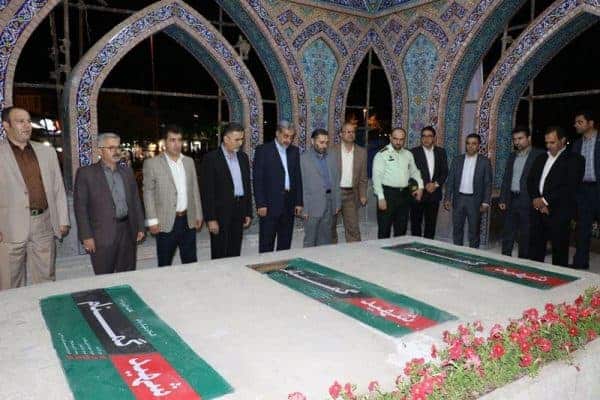 دیدار دبیر کل کمیسیون ملی یونسکو ایران از نمایشگاه شب‌های روشن لاهیجان 5 - دبیر کل کمیسیون ملی یونسکو-ایران از نمایشگاه شب‌های روشن لاهیجان دیدن کرد + تصاویر - شهدا