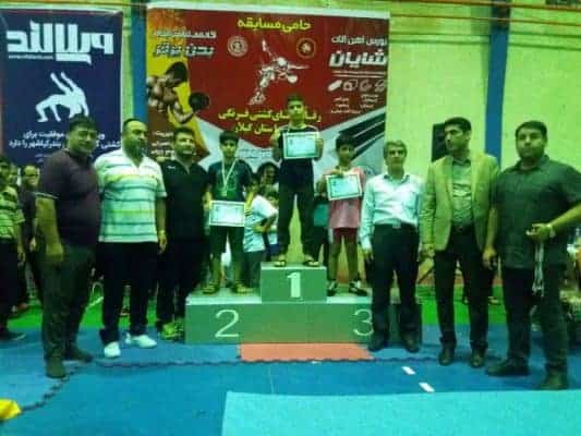 کسب مقام سوم تیمی هیئت کشتی لاهیجان در رده خردسالان مسابقات قهرمانی استان گیلان 7 - کسب مقام سوم تیمی هیئت کشتی لاهیجان در رده خردسالان مسابقات قهرمانی استان گیلان - کشتی