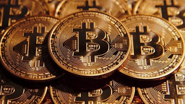 bitcoin بیت‌کوین - استخراج بیت‌کوین رسما قانونی شد - یت‌کوین