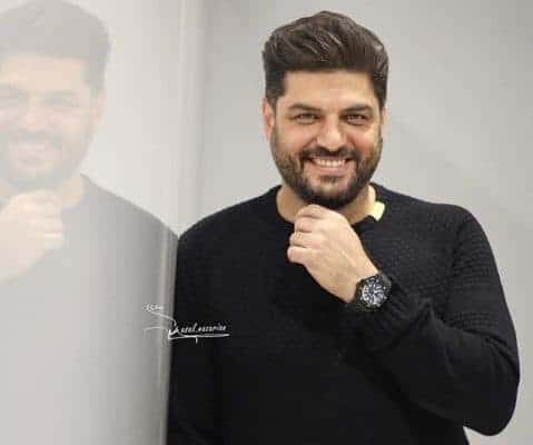 سام درخشانی - کری خوانی سام درخشانی برای پرسپولیس بدون لوگو (عکس) - استوری سام درخشانی