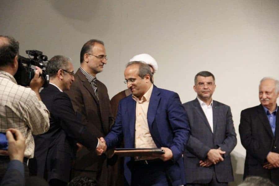 گزارش تصویری مراسم تکریم رییس سابق و معارفه سرپرست جدید دانشگاه علوم پزشکی گیلان