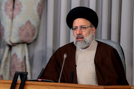 رییسی - انتقاد رئیسی از تخریب آلونک‌ها به‌جای کاخ‌سازی‌های غیرقانونی در مناطق خوش‌آب‌وهوا - رییسی