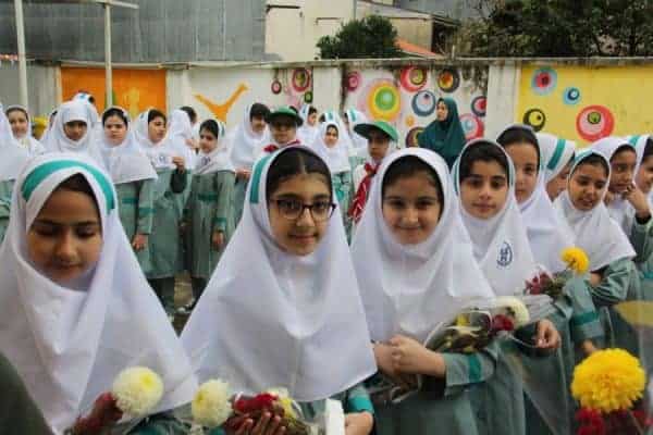 نواخته شدن زنگ مهر و مقاومت در مدرسه سبز سما لاهیجان 6 - نواخته شدن زنگ مهر و مقاومت در مدرسه سبز سما لاهیجان + تصاویر - سبز لاهیجان