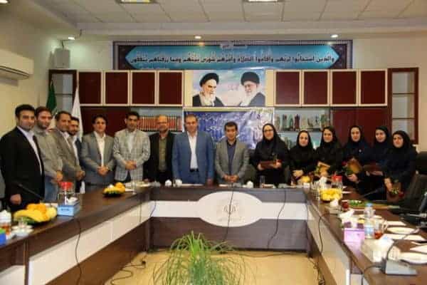 sSCvKF4rSqFb - شهروندان لاهیجانی به کتابخانه های عمومی کتاب هدیه دهند -