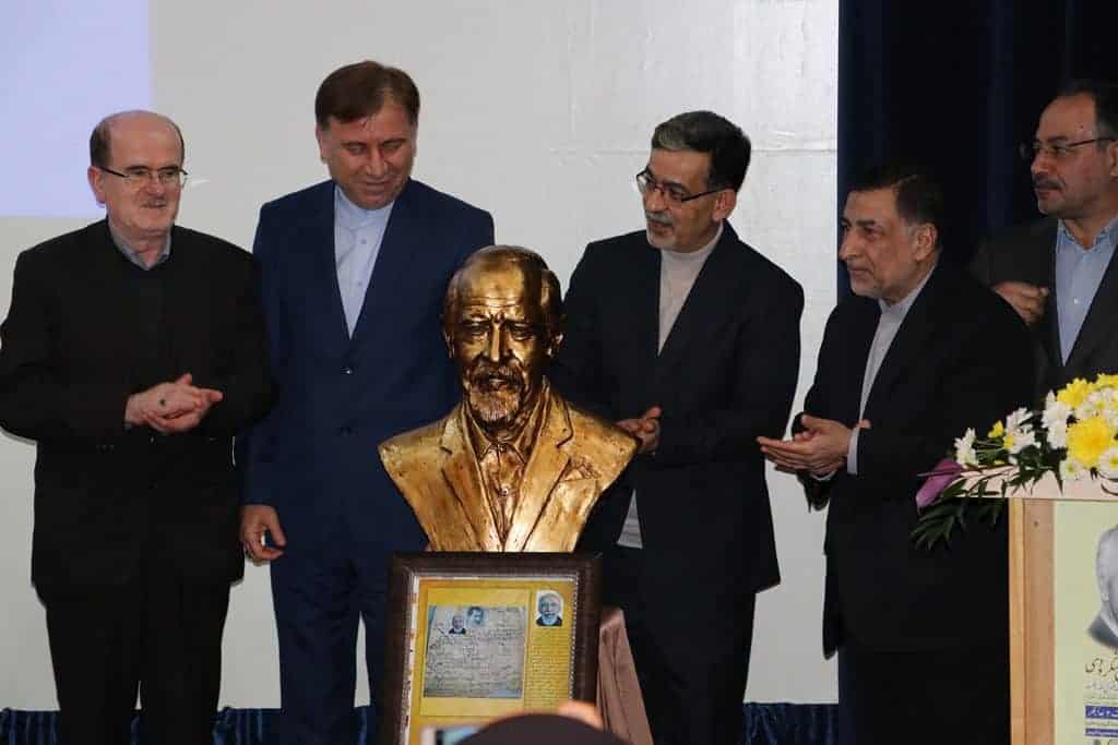 آیین نکوداشت جعفری لنگرودی شخصیت برجسته حقوق و فقه اسلامی در لنگرود