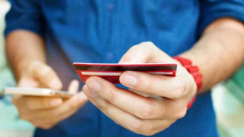 چطور کارت بانکی خود را ضد عفونی کنیم؟