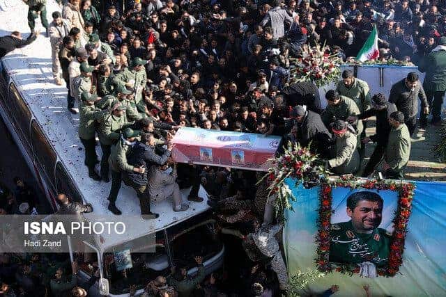رد درخواست تغییر محل آرامگاه ابدی سردار سلیمانی/ ازدحام عزاداران در کرمان حادثه آفرید