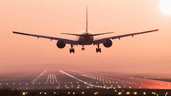 سفر خارجی هواپیما - برای هر «سفر خارجی»، «مالیات» اخذ می‌شود -
