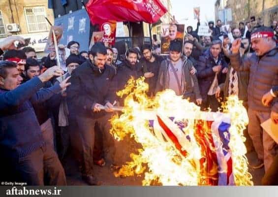 کارخانه‌ای در ایران که پرچم‌های آمریکا، انگلیس و اسرائیل را برای آتش‌زدن می‌سازد 5 - کارخانه‌ای در ایران که پرچم‌های آمریکا، انگلیس و اسرائیل را برای آتش‌زدن می‌سازد+تصاویر - vaj