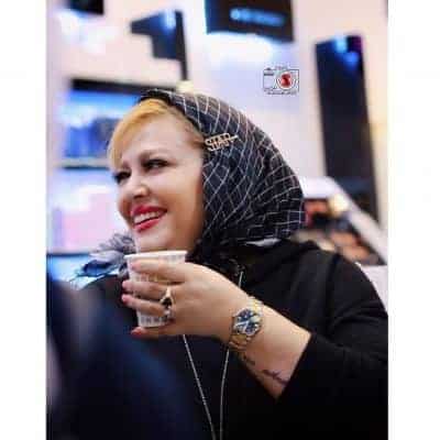 8xseTqNJlJ2u - بهاره رهنما| جنجال عکس لو رفته از خالکوبی منشوری + عکس وبیوگرافی - بهاره رهنما