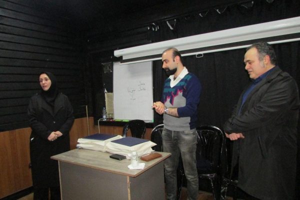 تقدیراز برگزارکنندگان کارگاه تخصصی شعر کلاسیک لاهیجان 1 - تقدیراز برگزارکنندگان کارگاه تخصصی شعر کلاسیک لاهیجان -