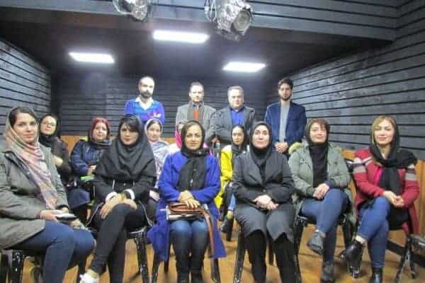 تقدیراز برگزارکنندگان کارگاه تخصصی شعر کلاسیک لاهیجان 2 - تقدیراز برگزارکنندگان کارگاه تخصصی شعر کلاسیک لاهیجان -