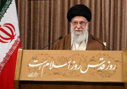 روز قدس 1 - رهبر معظم انقلاب: مسئله فلسطین قابل فراموش شدن نیست/ آینده برای رژیم صهیونیستی سخت تر خواهد شد/ همه‌پرسی تنها نتیجه‌ای است که باید بر چالش‌های فلسطین مترتّب شود - رهبر