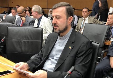 غریب آبادی - دولت ترامپ ۱۲۹ تحریم علیه ایران اعمال کرده/ سیاست دولت آمریکا قرار دادن زانو روی گردن دیگران است -