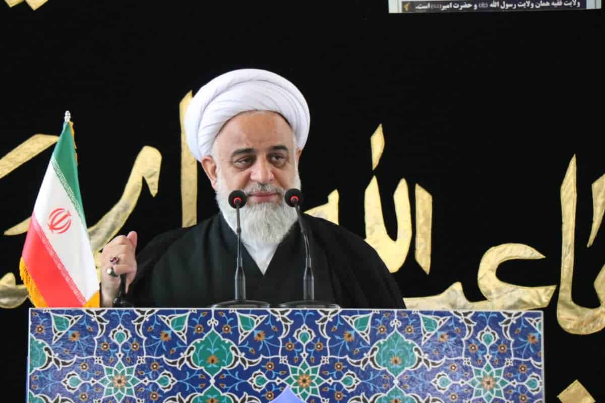 منشأ بهم‌ریختگی اقتصاد جامعه عملکرد ضعیف برخی مدیران نالایق است