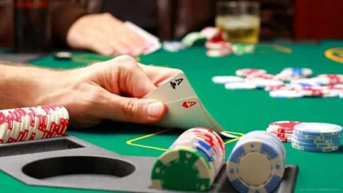 قماربازی - دستگیری 12 قمارباز در رشت - در رشت