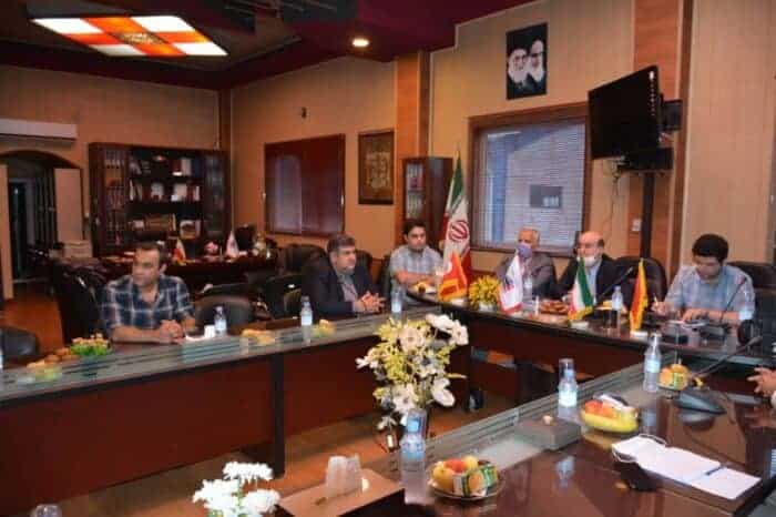 نشست خبری جمعی ازسازندگی مسکن درشهرستان لاهیجان 1 - توقف صدور پروانه ساختمانی موجب ضررو زیان به سازندگان و کارگران شده است / طرح تفصیلی جدید باعث افزایش قیمت ملک در شهر لاهیجان خواهد شد - حسین پورنصیری