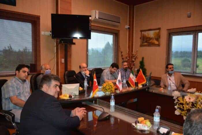 نشست خبری جمعی ازسازندگی مسکن درشهرستان لاهیجان 4 - توقف صدور پروانه ساختمانی موجب ضررو زیان به سازندگان و کارگران شده است / طرح تفصیلی جدید باعث افزایش قیمت ملک در شهر لاهیجان خواهد شد - حسین پورنصیری