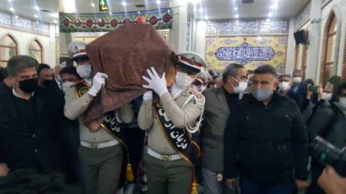 اقامه نماز بر پیکر استاد شجریان 2 - اقامه نماز بر پیکر استاد شجریان به صورت محدود برگزار شد/ تشییع در مشهد با حضور مردم - استاد شجریان