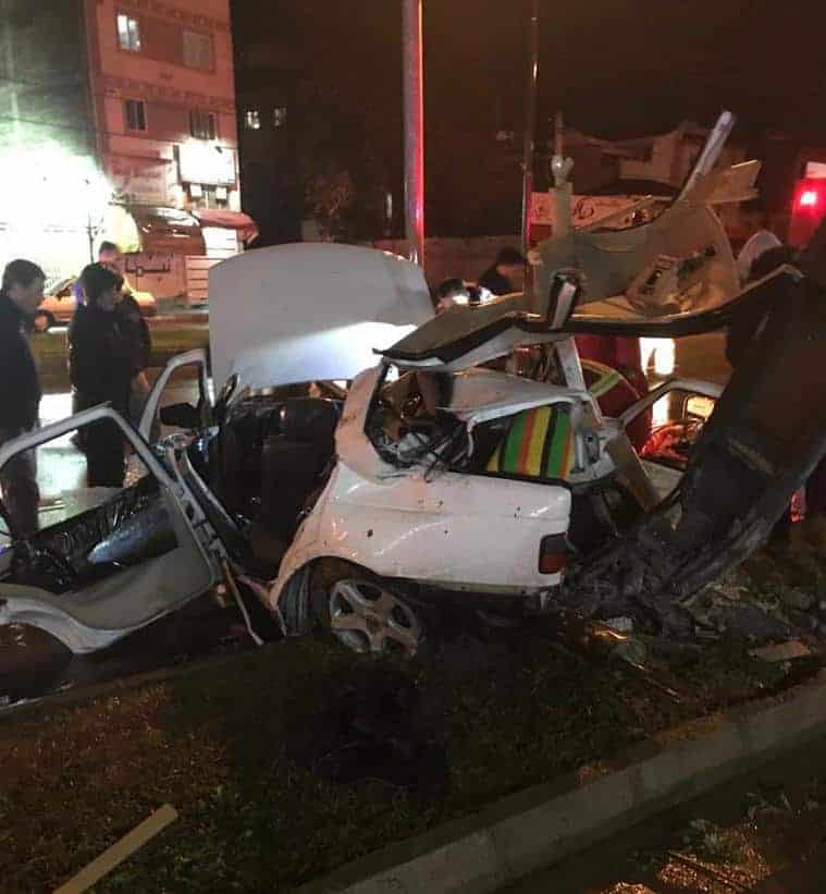 تصادف مرگبار پژو پارس با تیر چراغ برق در رشت